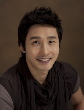 Hwang Dong-Joo fotoğrafı