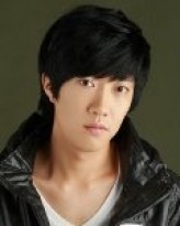 Kim Hyung-min (i) fotoğrafı