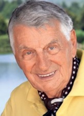 Demeter Bitenc fotoğrafı