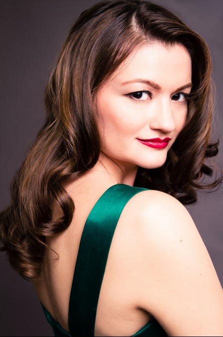 Leah McKendrick fotoğrafı