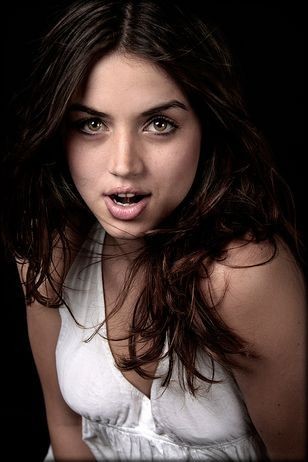 Ana de Armas fotoğrafı