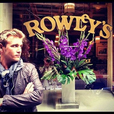 Rowly Dennis Fotoğrafı