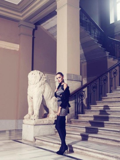 Özge Ulusoy Fotoğrafı