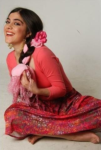 Melza Burcu ince Fotoğrafı