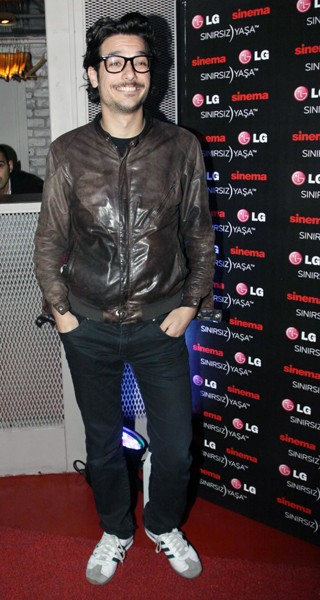 Hayrettin Karaoğuz Fotoğrafı