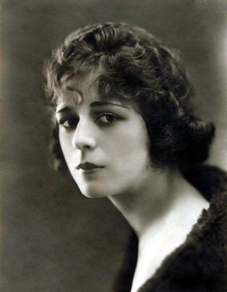 Anita Stewart Fotoğrafı