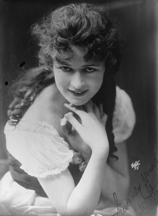 Anita Stewart Fotoğrafı