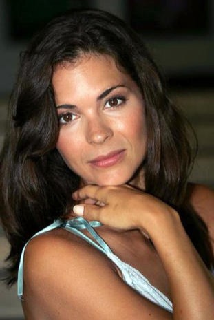 Katja Woywood Fotoğrafı