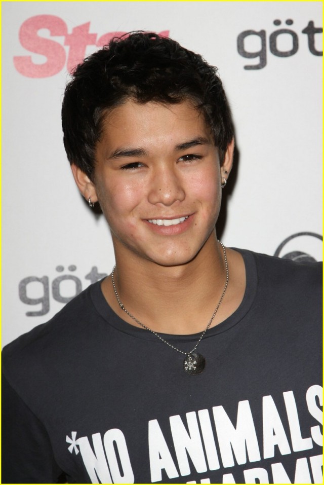 Booboo Stewart Fotoğrafı