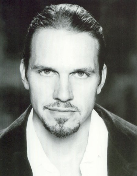 John Hillard fotoğrafı