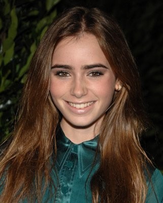 Lily Collins Fotoğrafı