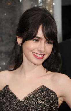 Lily Collins Fotoğrafı