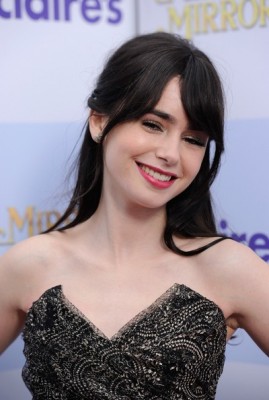 Lily Collins Fotoğrafı