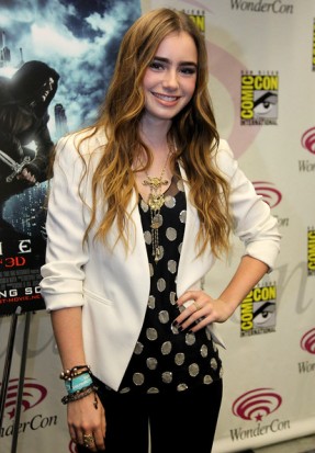 Lily Collins Fotoğrafı