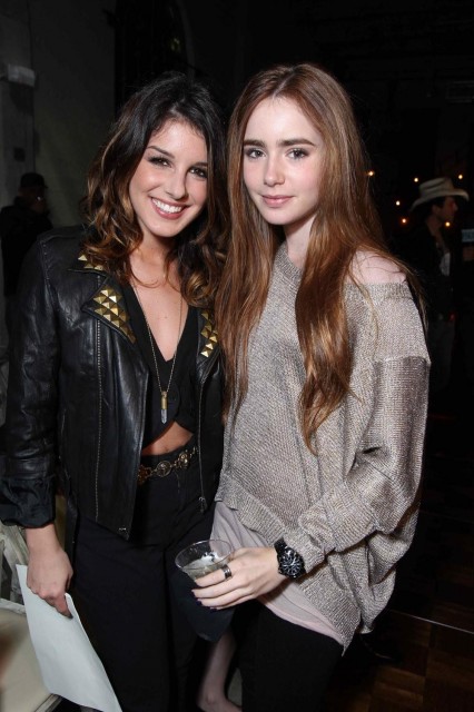 Lily Collins Fotoğrafı