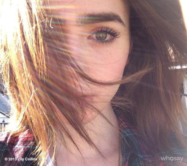 Lily Collins Fotoğrafı