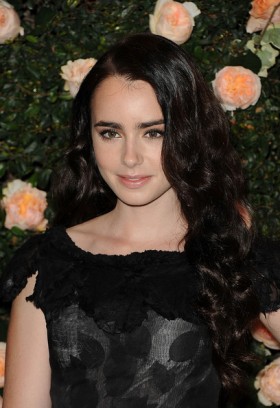 Lily Collins Fotoğrafı