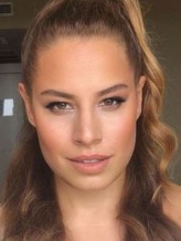 Aslı İnandık fotoğrafı