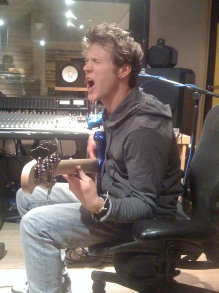 Dougie Poynter Fotoğrafı