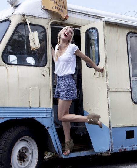 Marisa Leonie Bach fotoğrafı