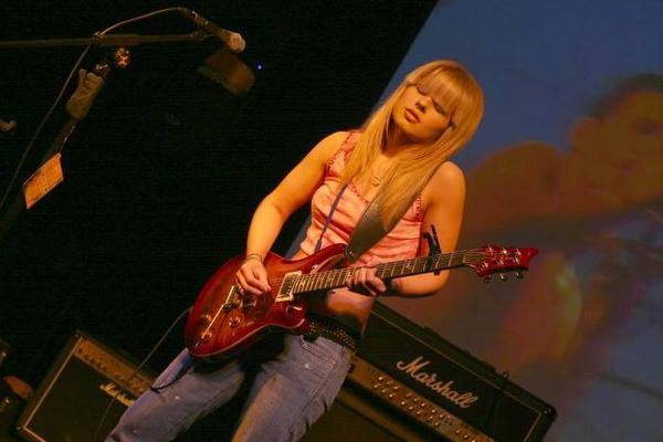 Orianthi Fotoğrafı