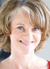 Miranda Harcourt fotoğrafı