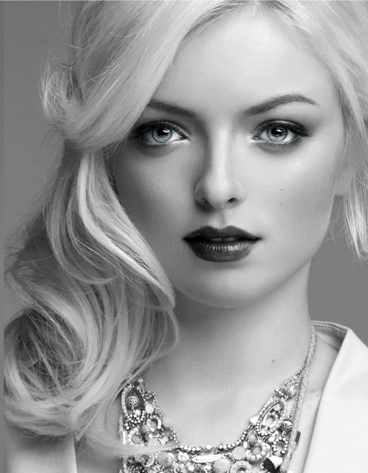 Francesca Eastwood Fotoğrafı