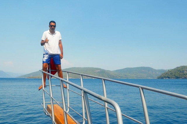 Metin Altınçekiç Fotoğrafı