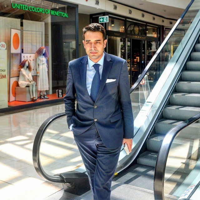 Metin Altınçekiç fotoğrafı