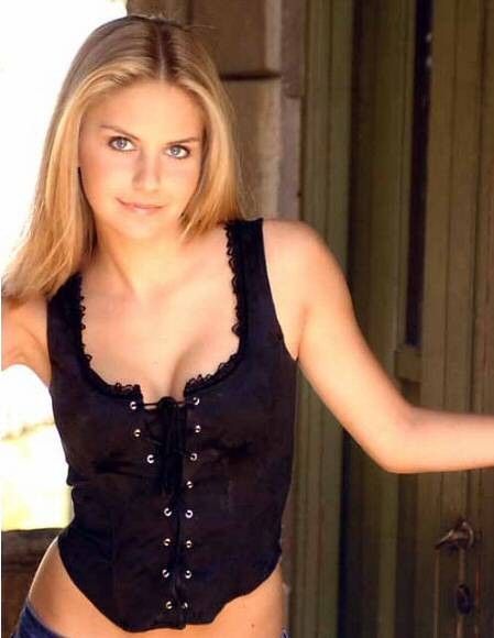 Nikki Griffin fotoğrafı