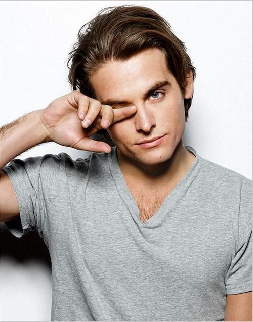 Kevin Zegers Fotoğrafı
