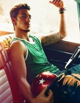 Eric Balfour Fotoğrafı