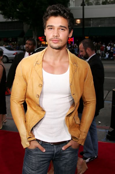 Steven Strait Fotoğrafı