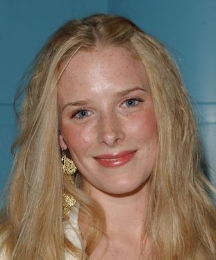 Shauna MacDonald fotoğrafı