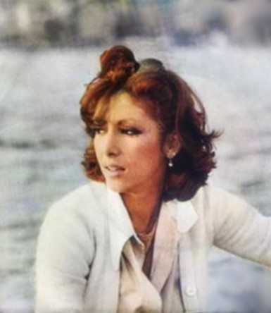 Hümeyra Akbay Fotoğrafı