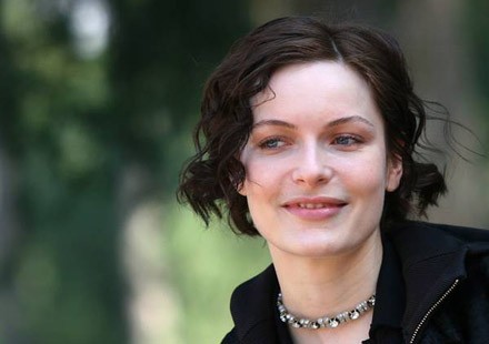 Rie Rasmussen Fotoğrafı