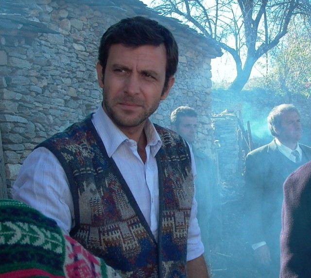 Nejat İşler Fotoğrafı