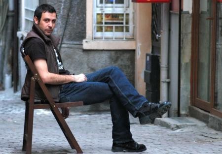 Nejat İşler Fotoğrafı