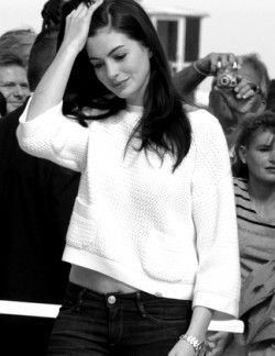 Anne Hathaway Fotoğrafı