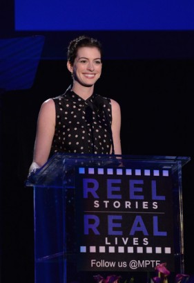 Anne Hathaway Fotoğrafı