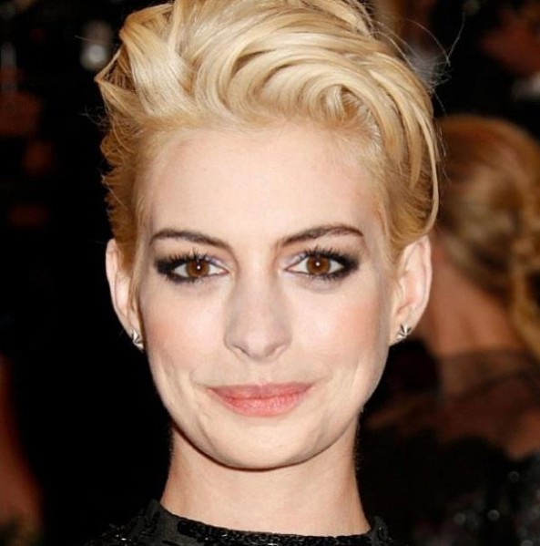 Anne Hathaway Fotoğrafı