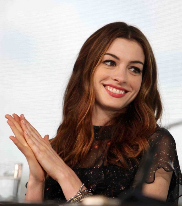 Anne Hathaway Fotoğrafı
