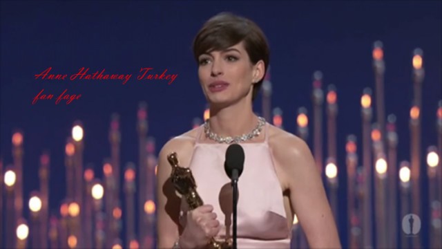 Anne Hathaway Fotoğrafı