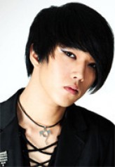 Kim Jeong-woo (i) fotoğrafı