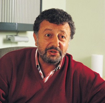 Metin Akpınar Fotoğrafı