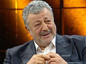 Metin Akpınar Fotoğrafı