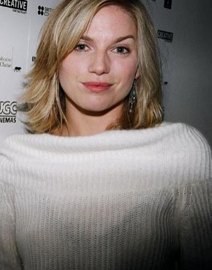 Eva Birthistle Fotoğrafı
