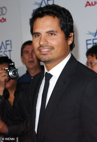 Michael Peña Fotoğrafı