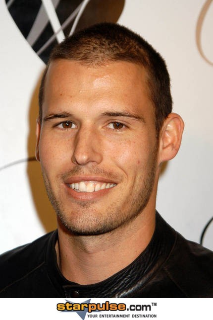 Alex Nesic fotoğrafı