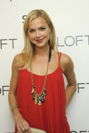 Arielle Kebbel Fotoğrafı